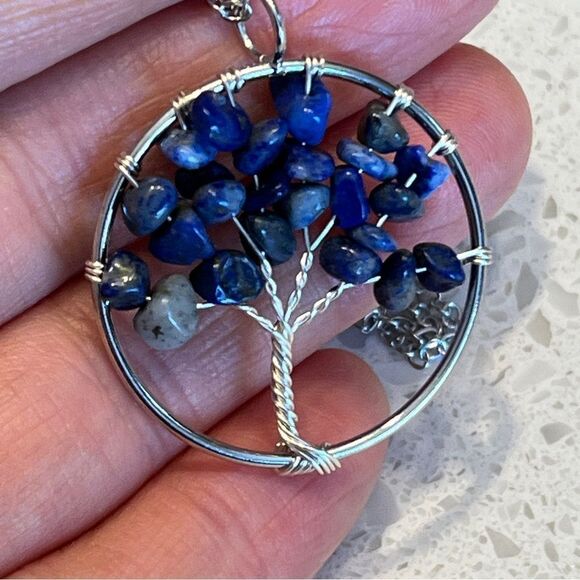 Crushed Stone Silver Color Tree Of Life Necklace - Picture 2 of 10